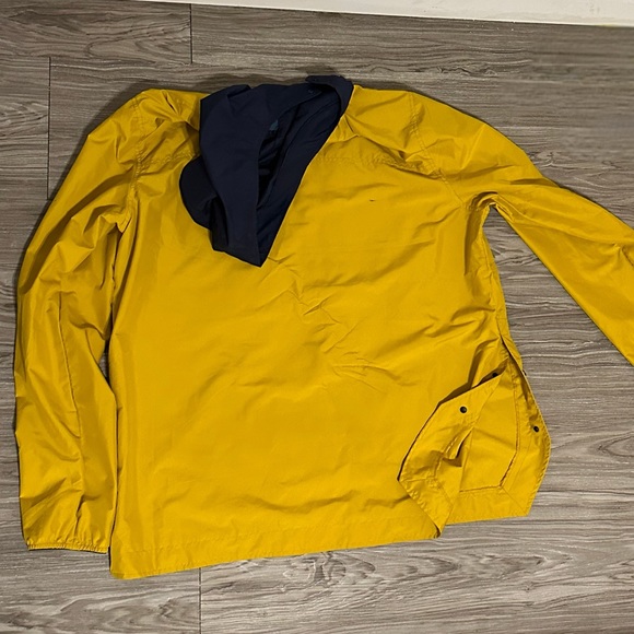 Hershel Raincoat - Picture 2 of 2